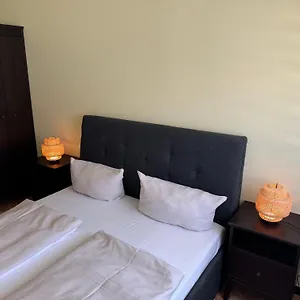 https://casa-albenga.hotelitalianriviera.com